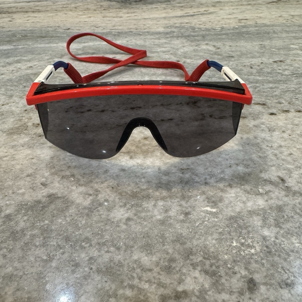 VTG 80s Mobil Gas Astrospec 3000 USA Sunglasses Strap Red White Blue Patriot